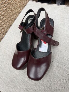 Women’s Burgundy Platform Mary Jane Slingback Heels